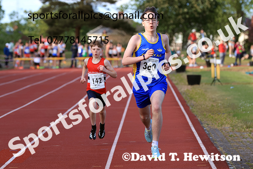 The 800 metres, 2025 NEGP No 2, Monkton Stadium, Wednesday, May 28th. Photo: David T. Hewitson/Sports for All Pics
